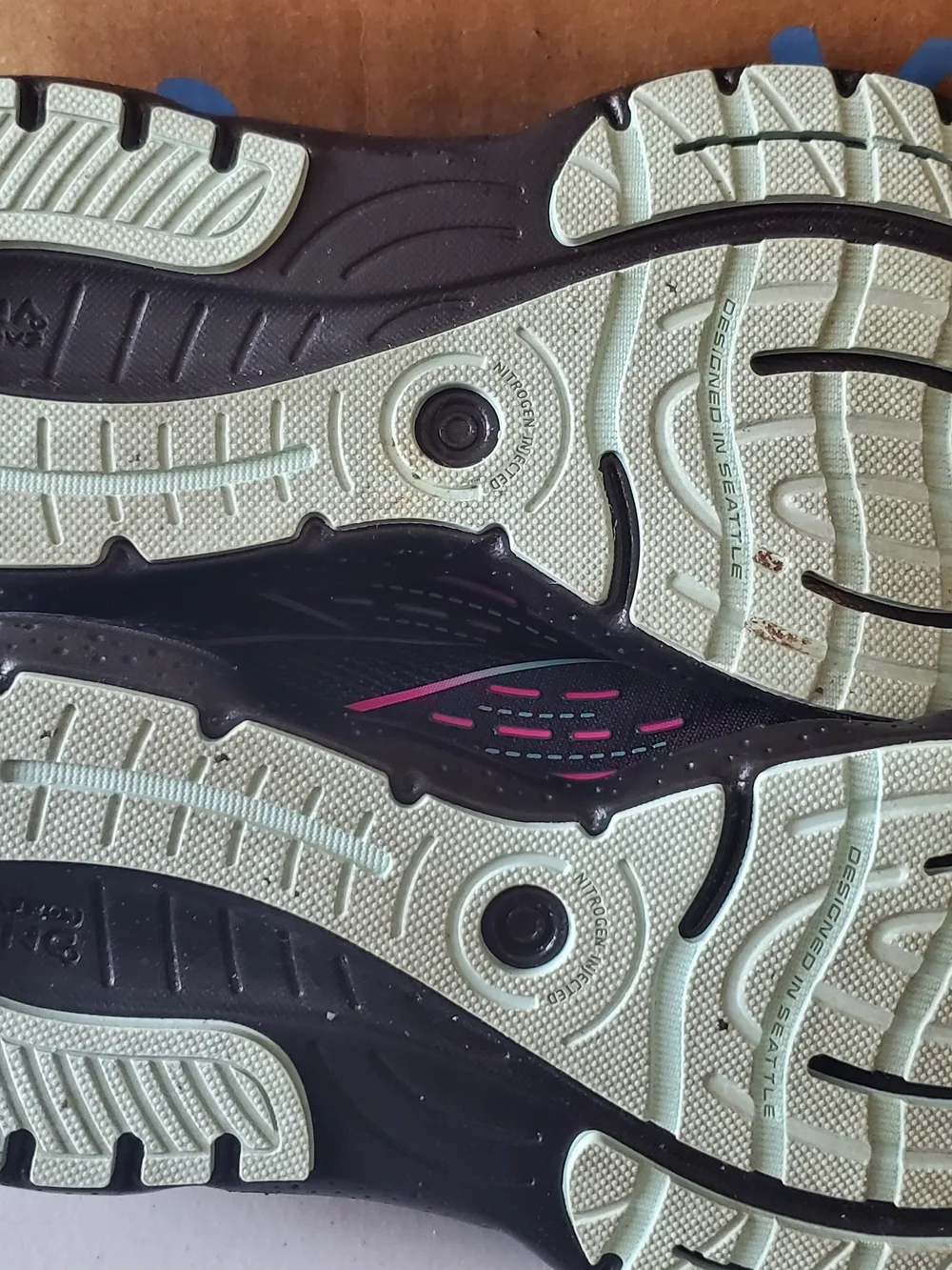 Brooks Glycerin Women's Running Shoes Size7 Black with Teal & Pink